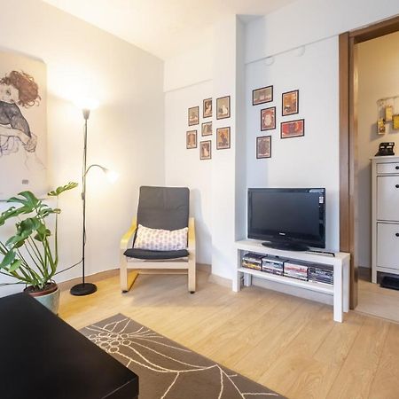 이스탄불 Flat With Balcony Near Bull Statue In Kadikoy 아파트 외부 사진
