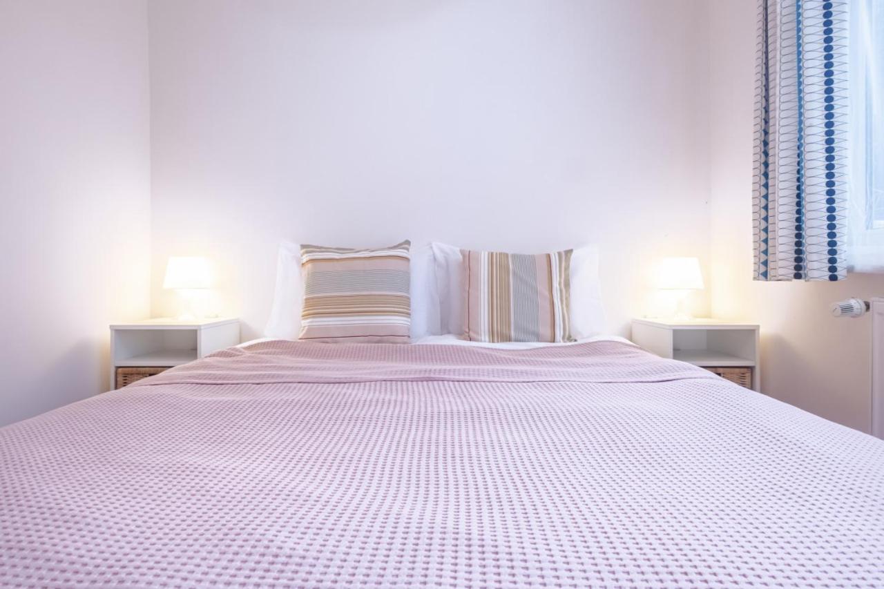 이스탄불 Flat With Balcony Near Bull Statue In Kadikoy 아파트 외부 사진