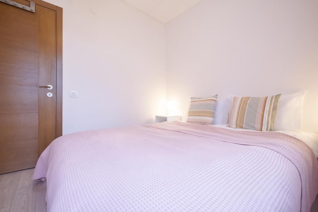 이스탄불 Flat With Balcony Near Bull Statue In Kadikoy 아파트 외부 사진